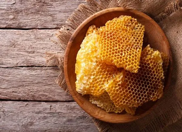 بهترین عسل اسطوخودوس اصل + قیمت خرید عالی